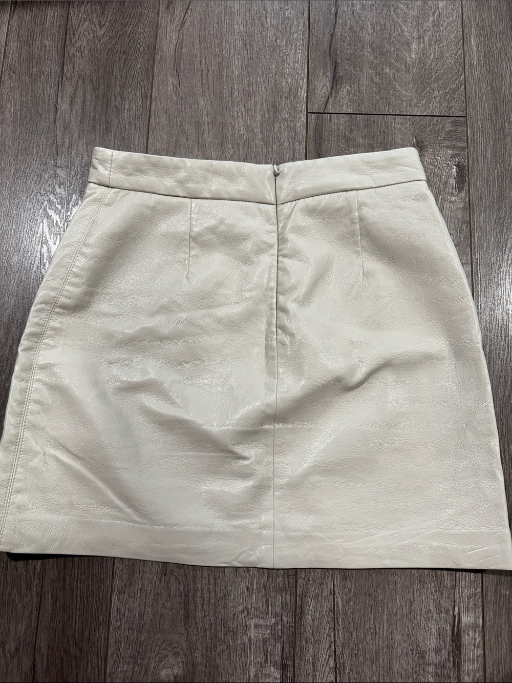 Aritzia Wilfred cream faux leather mini skirt 2 - Picture 3 of 3